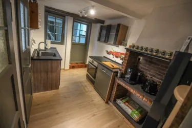 Küche 2 (© Kleines Ferienhaus Weiler)