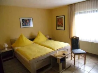 Doppelzimmer II