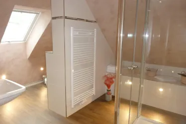 Auf der Fels - Bad (© Hotel Stadtmühle)