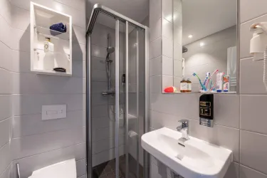 Serways Hotel Waldmohr, Badezimmer