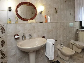 Badezimmer_2 (© Ferienwohnung "Am Brunnen")