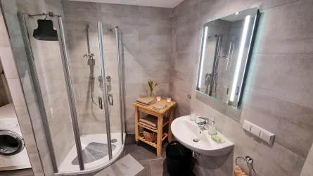 Michel_LIving_Abtweiler_Ferienwohnung_ImHof_Bad_Wa