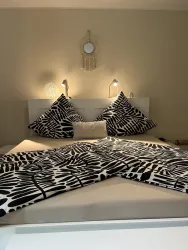 Schlafzimmer Bett