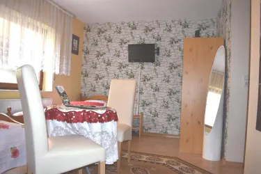 ZWEIBETTZIMMER (© SAULI)