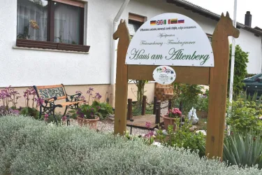 WILLKOMMEN (© SAULI)