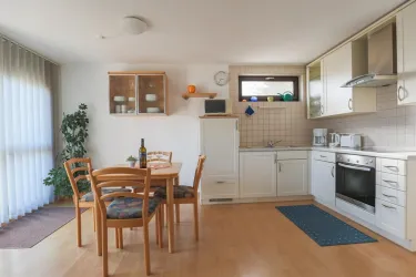 Küche mit Essbereich