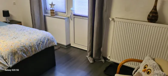 Schlafzimmer und Sitzecke