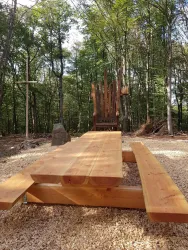 Tafel und Thron