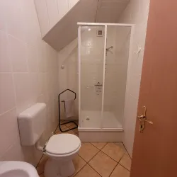 Doppel bzw. Dreibettzimmer Bad