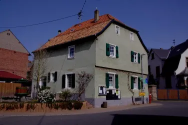 Grünes Haus (© Ortsgemeinde Nußbaum)