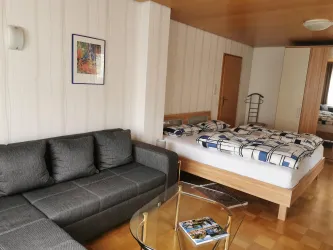 Doppelschlafzimmer mit Sitzecke EG