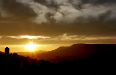 die Burg in der Abendsonne