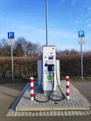 E-Ladesäule, Ansicht 2