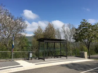 barrierefreie Bushaltestelle, Ansicht 1