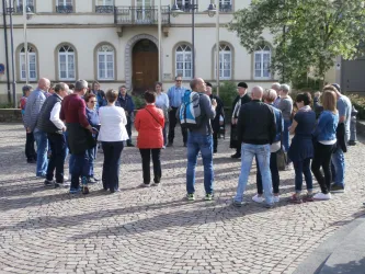 Gruppe am Place de Warcq