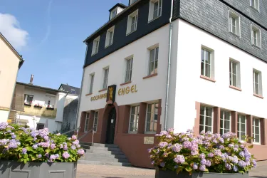 Goldener Engel Außenansicht Goldener Engel Außenansicht