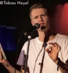 Leander (© Tobias Heyel)