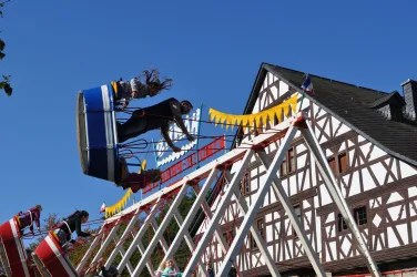 RLP-FLM__Rheinl.-Pfälz.Freilichtmuseum_Schiffschau (© Rh.-Pf. Freilichtmuseum)