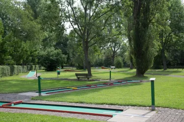 Minigolf 1 (© Minigolfplatz "Am Nohfels")