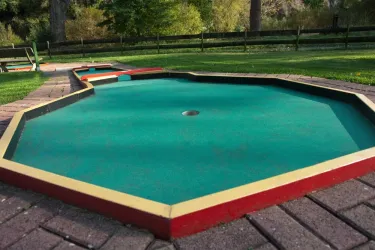 Minigolf 2 (© Minigolfplatz "Am Nohfels")