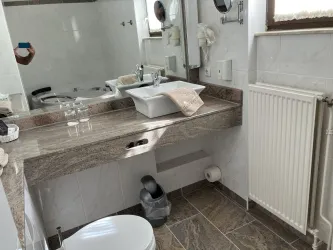 Suite Bad 1