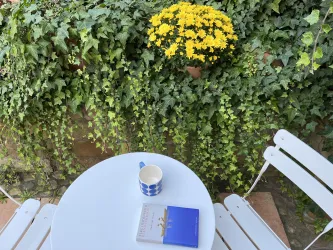 Relaxpause auf der Terrasse