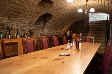 Tullius_Rebmeisterei_Weinkeller2 (© Tullius Rebmeisterei)