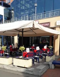Eiscafe Cortina (© Eiscafe Cortina)