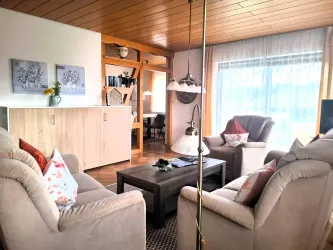 Wohnzimmer_mit_Schrankbett