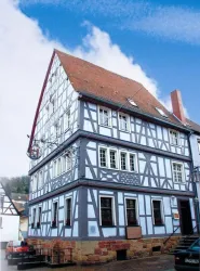 "Blaues Haus" (© Tourist-Info Otterbach-Otterberg)