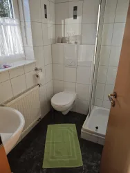Bad Dusche 1 (© Severine Marx)