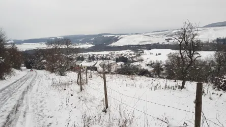 Winterwanderweg am Dorfrand