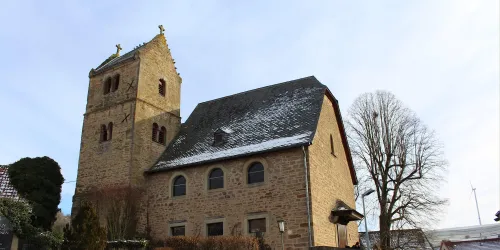Ev. Kirche Löllbach (© Peter62x)