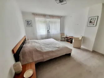 Wohnung großes Schlafzimmer (© Karl Otto Beimbauer)