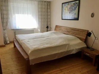 Doppelschlafzimmer 2,00 x 2,00 m (© Michael Posthaus)