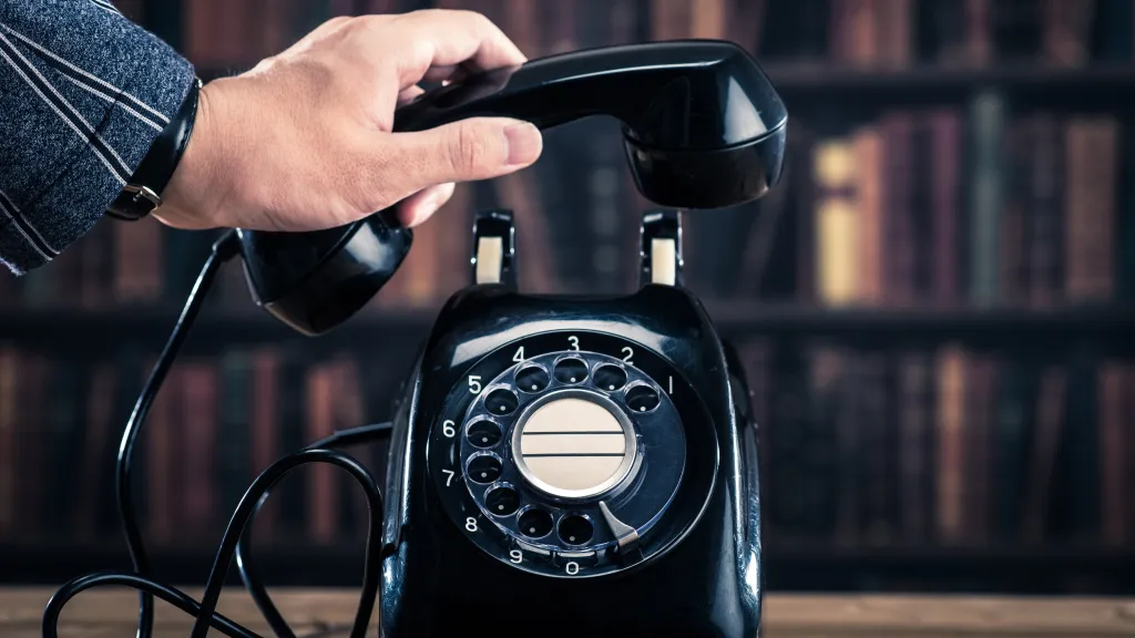 Telefon