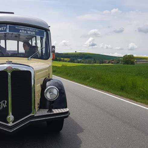 Alte Welt Bus